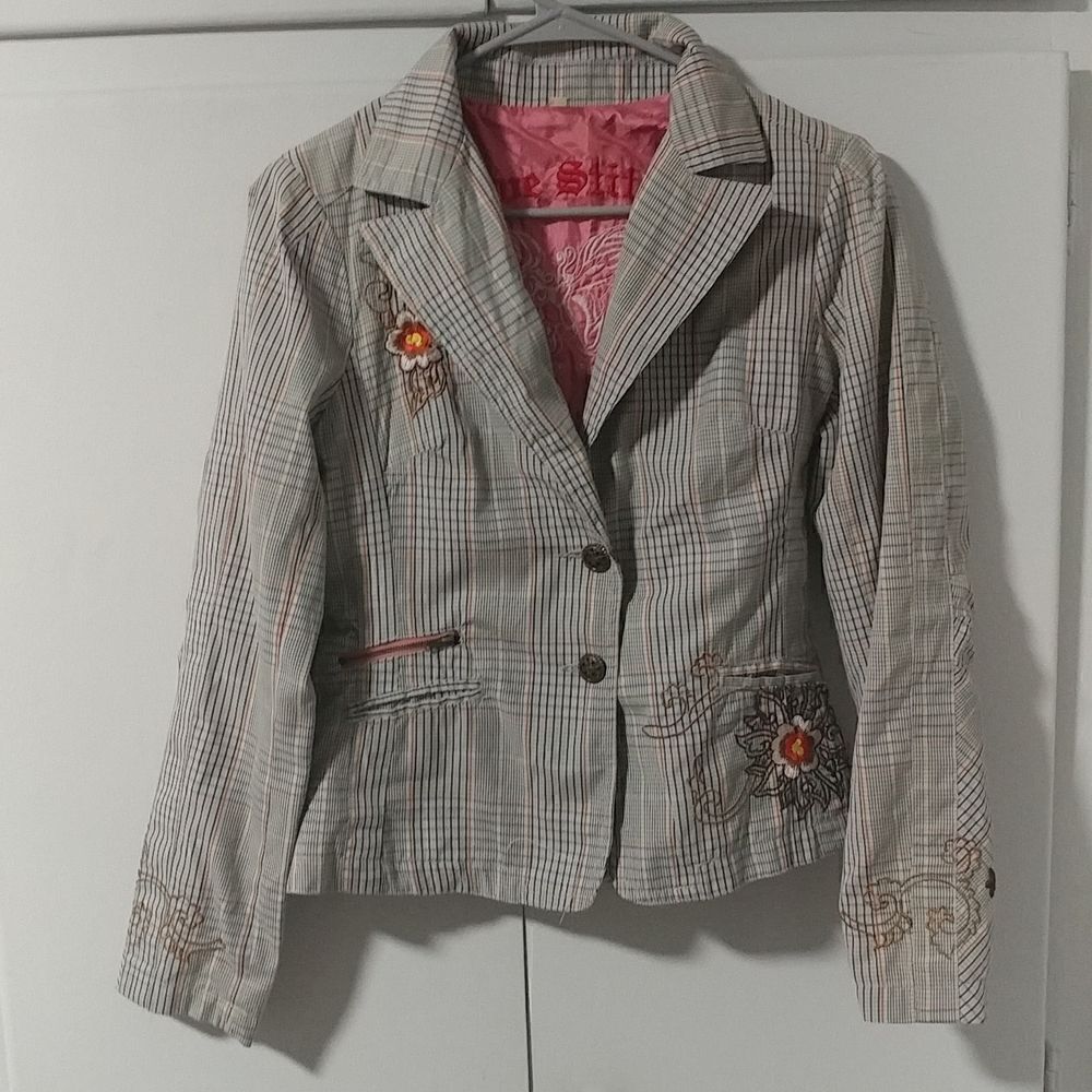 Love Stitch Embroidered Blazer